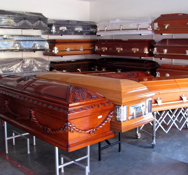 coffins-5109094_1280.jpg