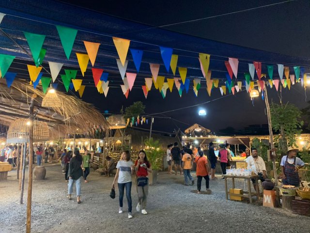 Khlong Khang Pier Market3.jpg