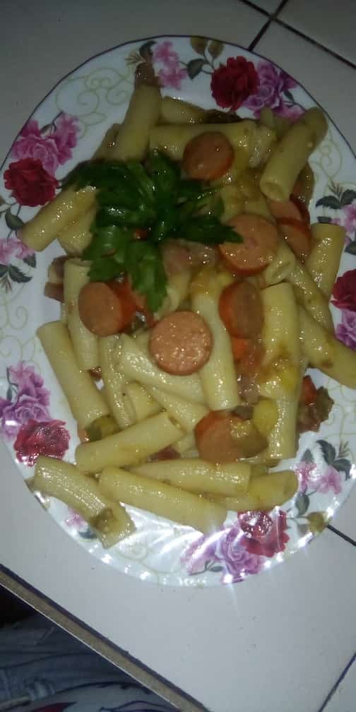 Pasta con Salchicha.jpg