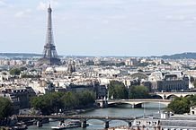 218px-Seine_and_Eiffel_Tower_from_Tour_Saint_Jacques_2013-08.jpg