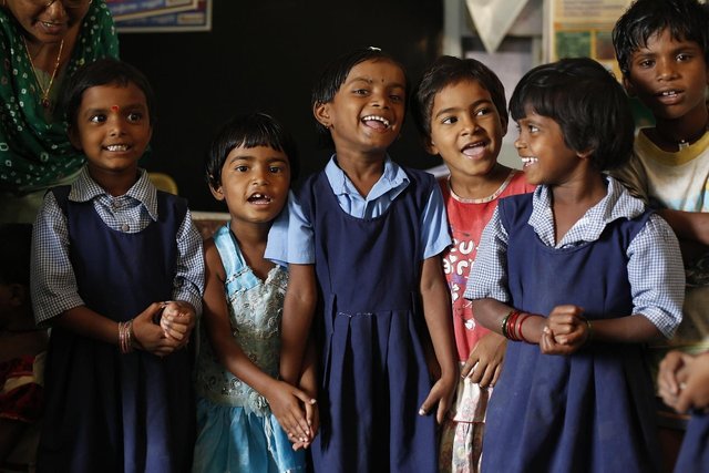 children-876543_1280.jpg