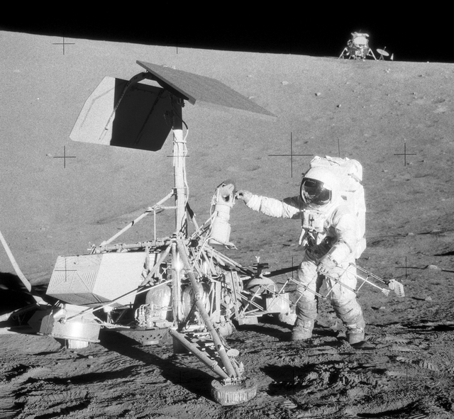 Apollo12ConradSurveyor.png