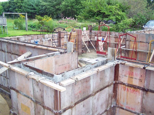 Construction -  curing walls4 crop August 2019.jpg