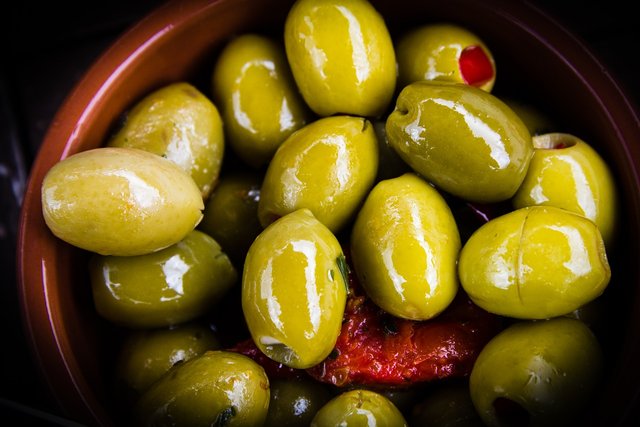 olives-2431689_1280.jpg