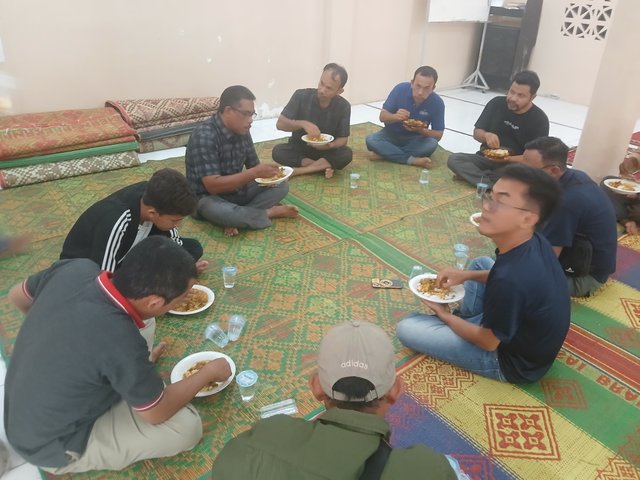 1000583823.jpg