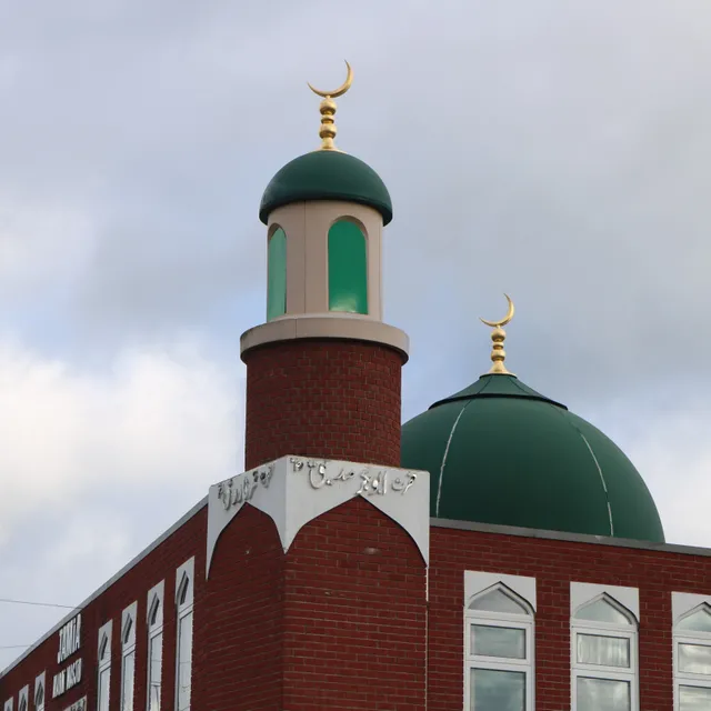 UK-Mosque.webp