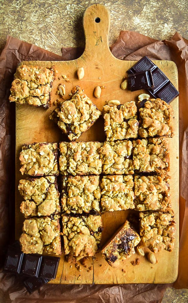 Crunchy Peanut Butter Caramel Oat Bars-2.jpg