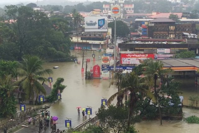 kerala-flood-new-1534493871.jpg