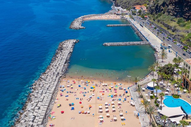 best-beaches-in-madeira-calheta-beach-copyright-cicero-castro.jpg