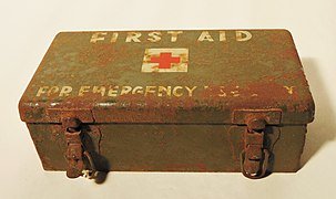 First_Aid_box,_Red_Cross.JPG