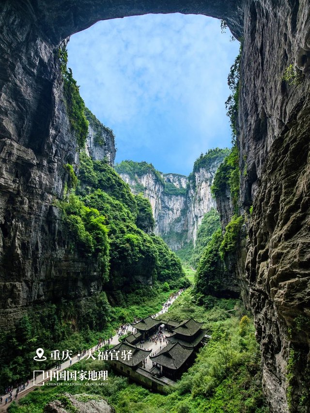 人类究竟可以把房子建在哪儿？_2_中国国家地理景观_来自小红书网页版.jpg