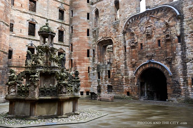 linlithgow_palace_scotland_05.jpg