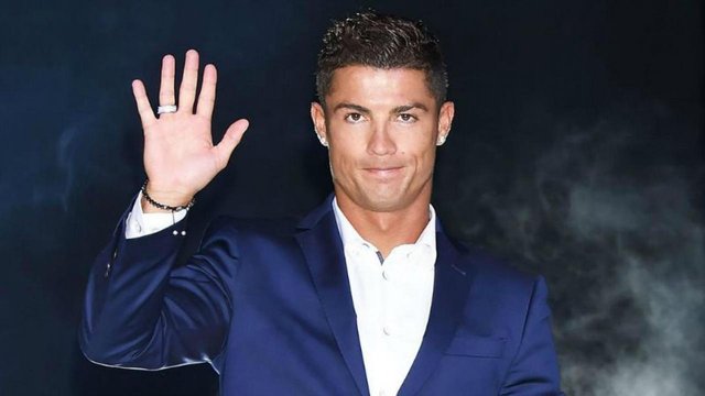 Cristiano-Ronaldo-Real-Madrid-respect-insecurity-too-skinny.jpg