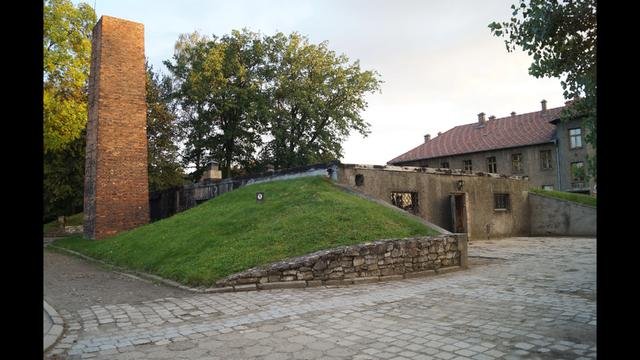 tLmUFIMVAYQX_640x360.jpg