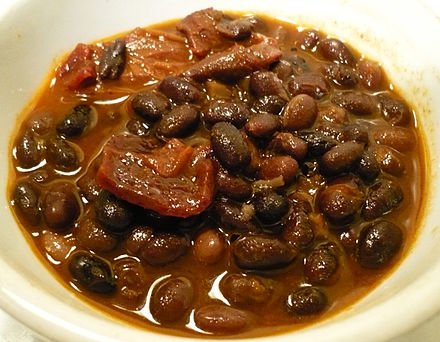 440px-Blackbeanstew.jpg