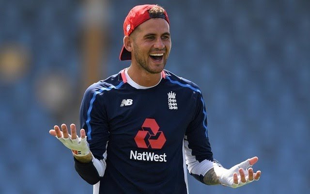 Alex-Hales-2.jpg