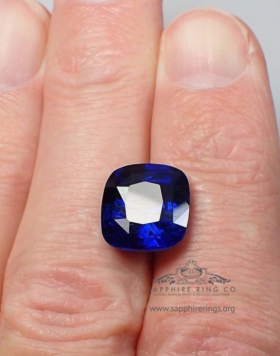 Blue-sapphire-ring.jpg