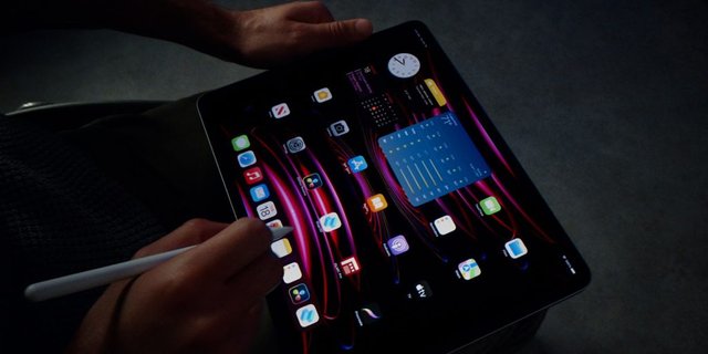 OLED-iPad-Pro-4TB-rumor.jpg