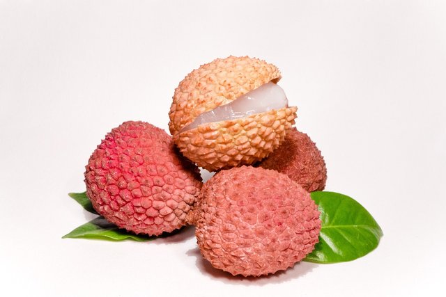 lychee-605399_1280.jpg