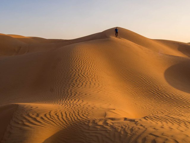 wahiba-sands-oman.jpg