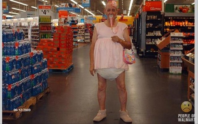 people-of-walmart-actually-exist-28-1.jpg