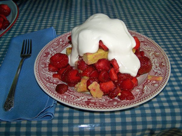 Strawberry shortcake supper2 crop June 2018.jpg
