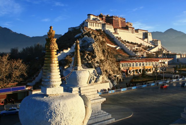 Morning-Potala-1024x686-1525992734.jpg