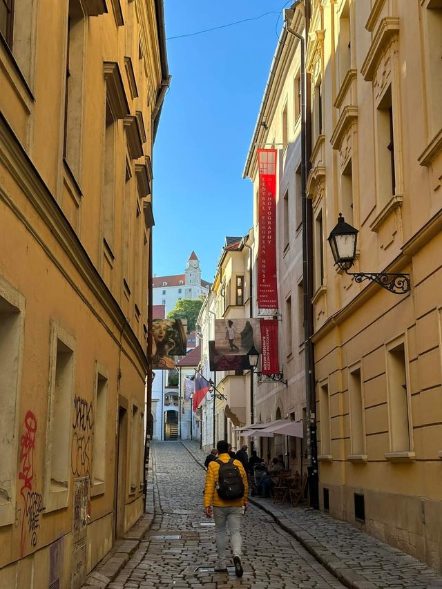 Bratislava (7).jpg