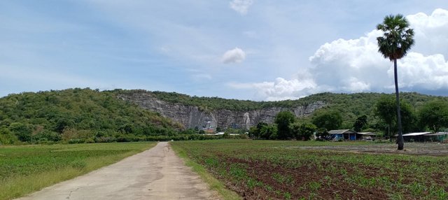 Phra Phuttha Phusayakiriya Sri Suwannaphum3.jpg
