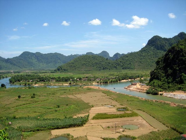 5 Phong-Nha-Ke-Bang-National-Park.jpg