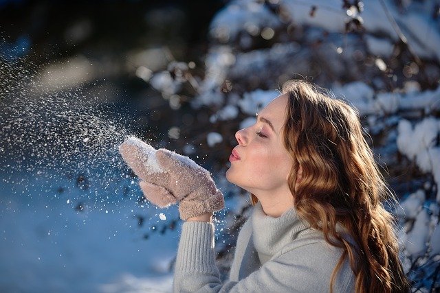 girl-4898696_640.jpg