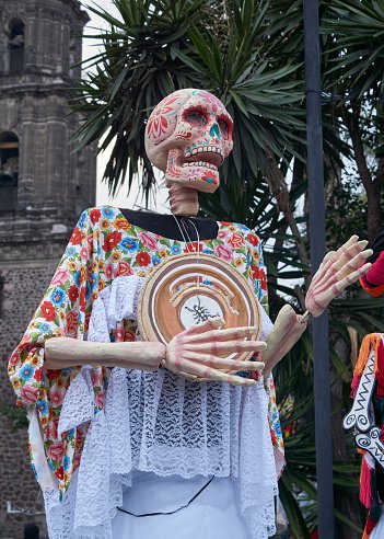 figure-of-a-mexican-catrina-day-of-the-dead.jpg