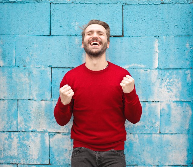 man-in-red-crew-neck-sweatshirt-photography-941693.jpg