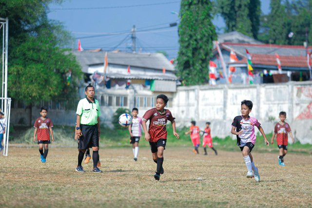 free-photo-of-kids-soccer.jpeg