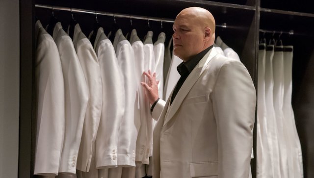 wilson_fisk_white_suit_daredevil_season_3_netflix.jpg