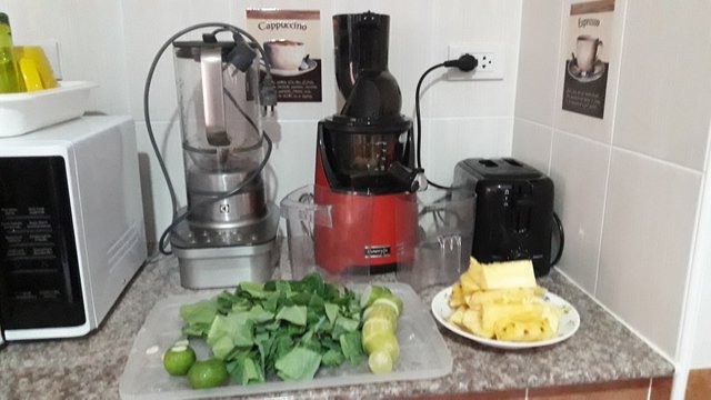 Veggie-Pineapple Juice Recipe!