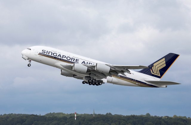 A380_SIA_Airbus-copyright.jpg