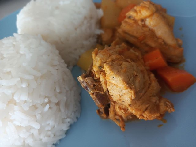 Pollo Guisado 4.jpg