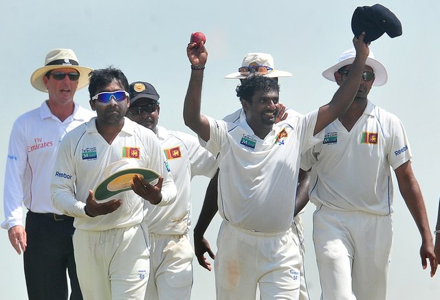 Muttiah-Muralitharan-leading-Test-wicket-taker.jpg