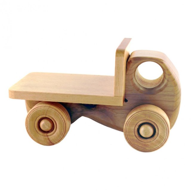 craft-ideas-with-wood-with-wooden-toys-915x915.jpg