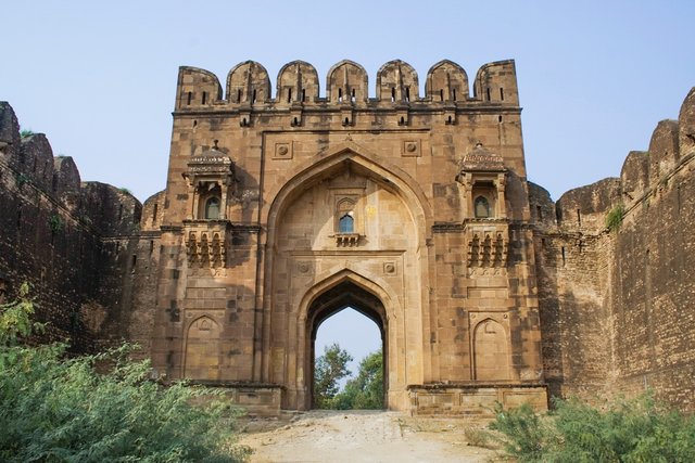 Rohtas_Fort_Gate 2z.jpg