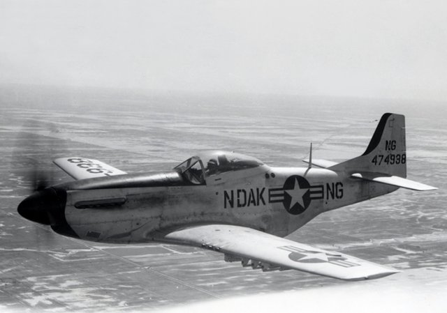 circa-1947-US-Air-Force-North-American-F-51D-Mustang-North-Dakota-Air-National-Guard-World-War-II-era-fighter-plane-P-51.jpg