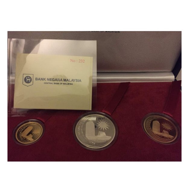 50th_anniversary_of_the_establishment_of_the_parliament_proof_coin_set_of_3_rare_1518108806_016ac8230.jpg