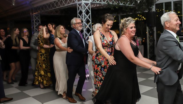 Full-dancefloor-locomotion-Stellenbosch-Wedding-The-DJ-Company.jpg