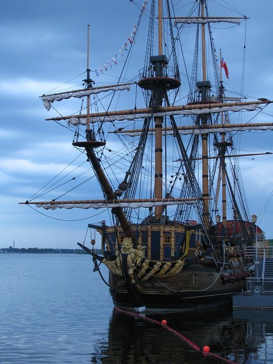 galleon 2.jpg