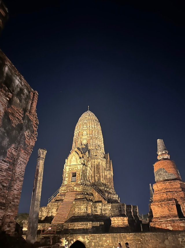 Wat Ratchaburana6.jpg