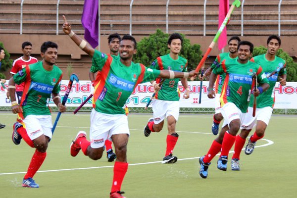 hockey-team-bangladesh-1531921517596.jpg