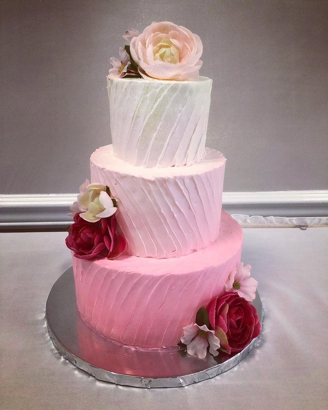 pink ruffled cake.jpg