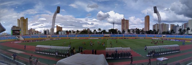 Estádio_Olímpico_de_Goiânia_em_janeiro_de_2020.jpg