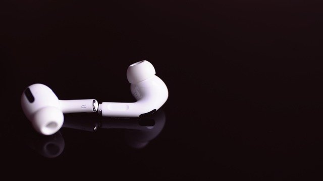 airpods-6365870_640.jpg